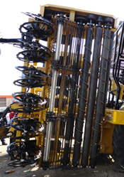 Grab roll chain bed